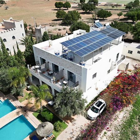 Villa Kamilia Есувейра Екстериор снимка