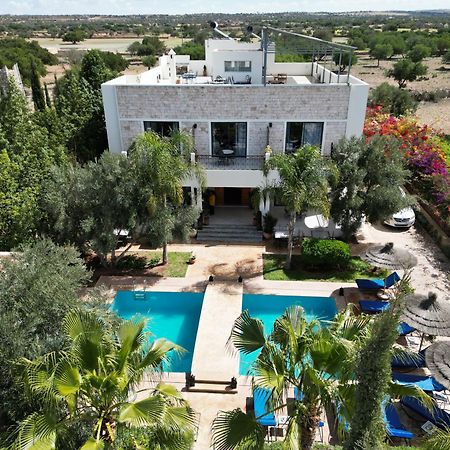 Villa Kamilia Есувейра Екстериор снимка