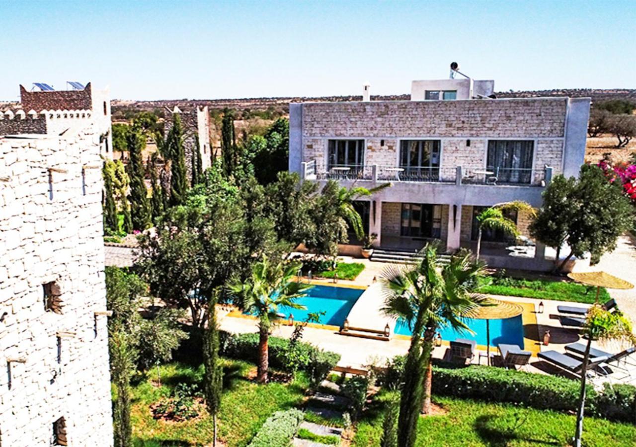 Villa Kamilia Есувейра Екстериор снимка