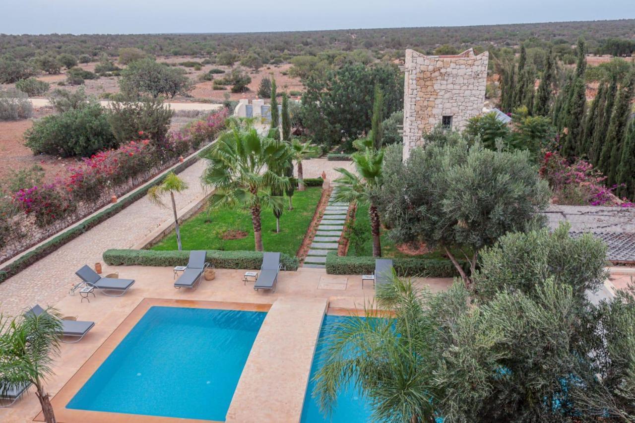 Villa Kamilia Есувейра Екстериор снимка