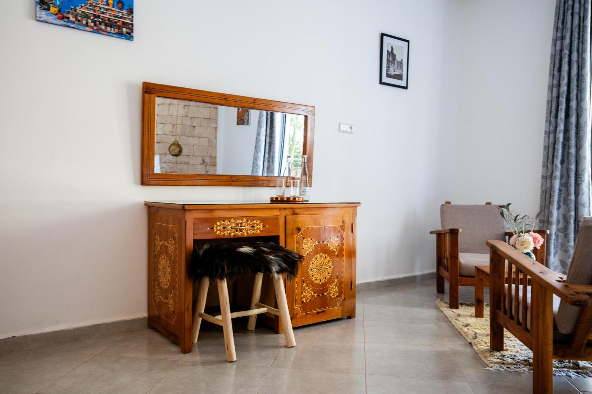 Villa Kamilia Есувейра Екстериор снимка