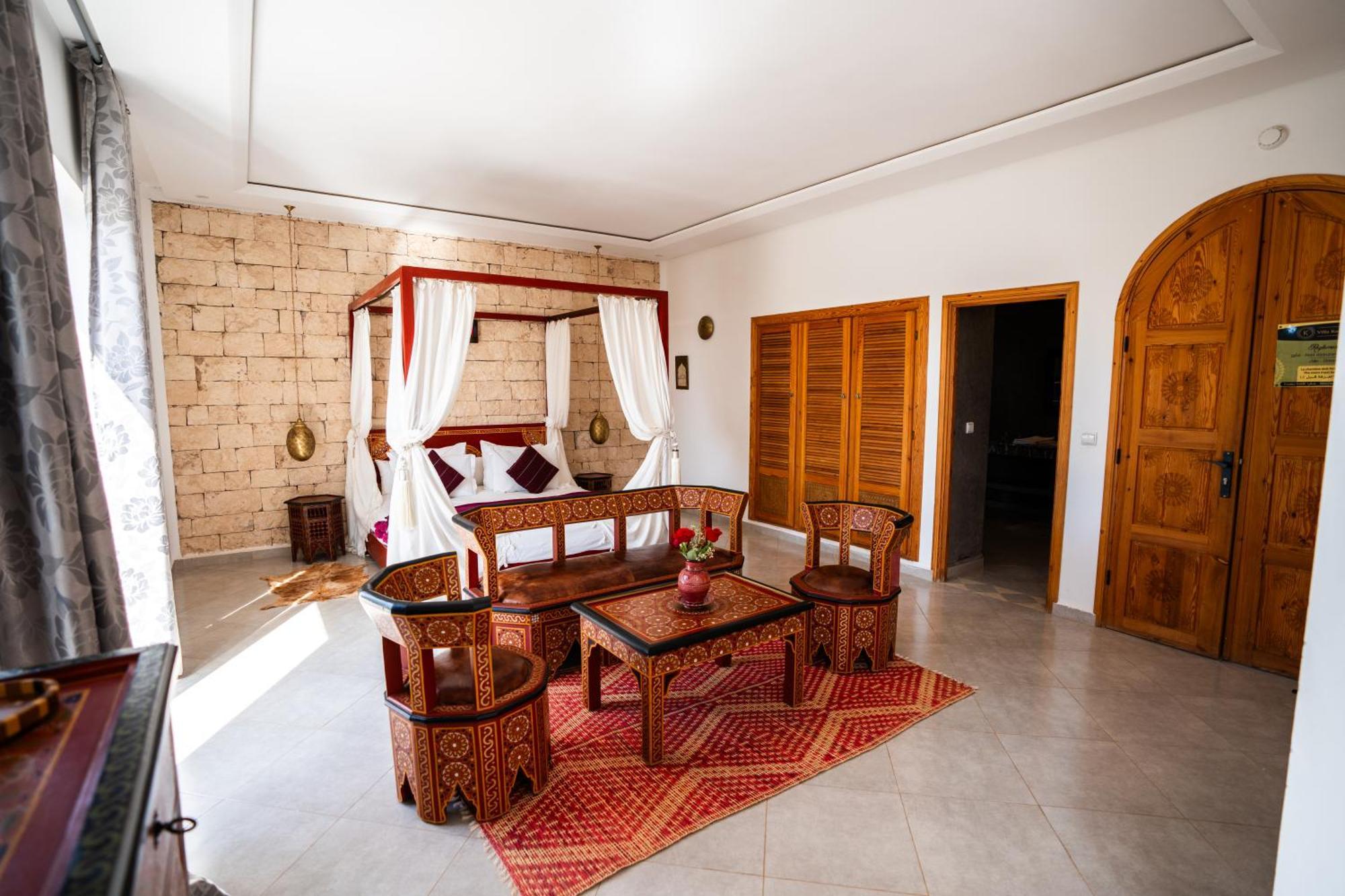 Villa Kamilia Есувейра Екстериор снимка