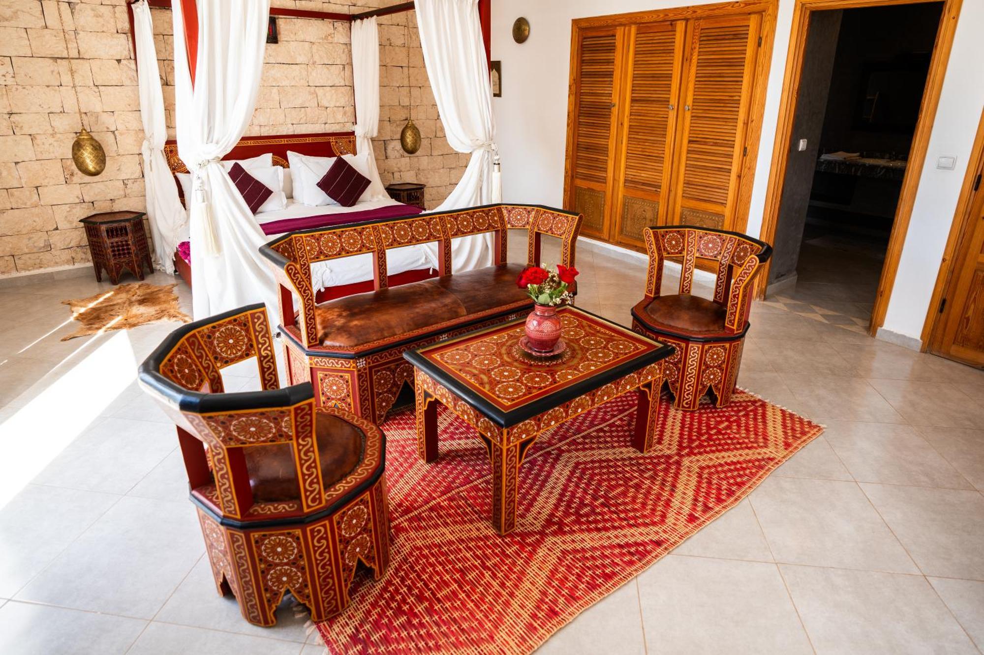 Villa Kamilia Есувейра Екстериор снимка