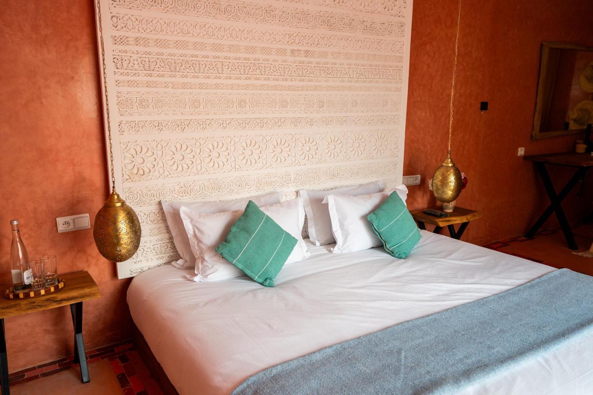 Villa Kamilia Есувейра Екстериор снимка