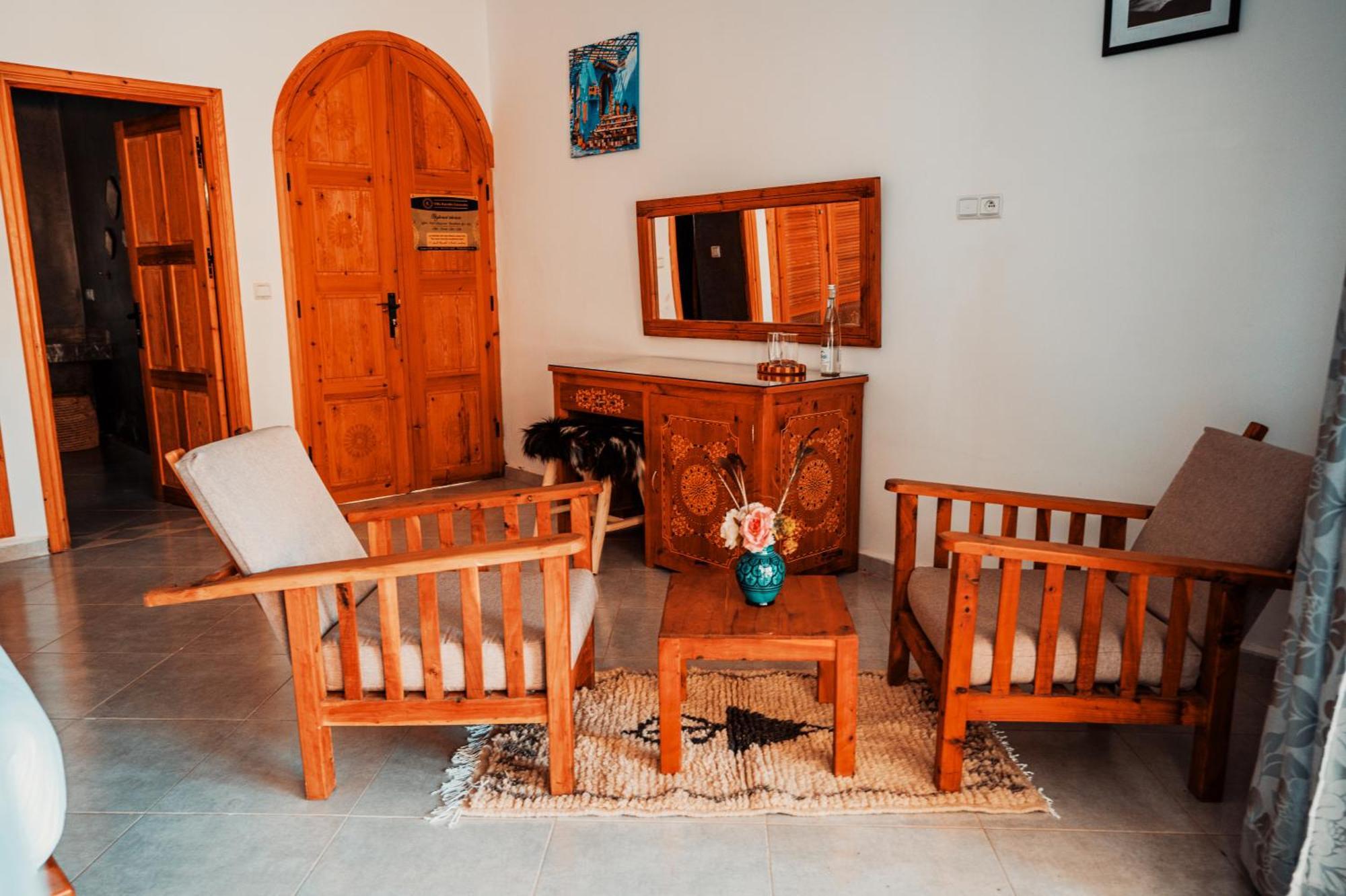 Villa Kamilia Есувейра Екстериор снимка