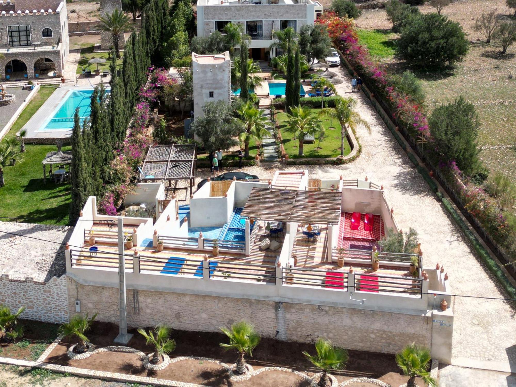 Villa Kamilia Есувейра Екстериор снимка